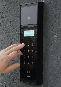 Montaj interfoane -videointerfoane