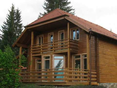 Case din lemn si cabane din lemn